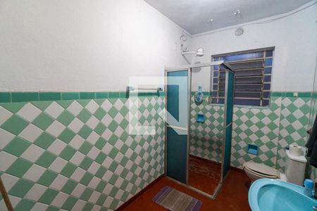 Casa à venda com 400m², 3 quartos e 4 vagas Casa à venda com 400m², 3 quartos e 4 vagasCasa 1 - Banheiro 2