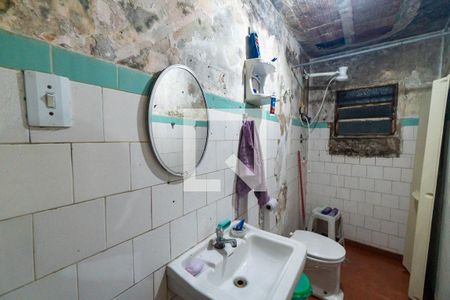 Casa à venda com 400m², 3 quartos e 4 vagas Casa à venda com 400m², 3 quartos e 4 vagasCasa 2 - Banheiro