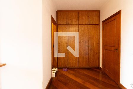 Casa à venda com 500m², 4 quartos e 4 vagasQuarto 4 - Suíte