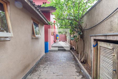 Casa à venda com 500m², 4 quartos e 4 vagasCorredor