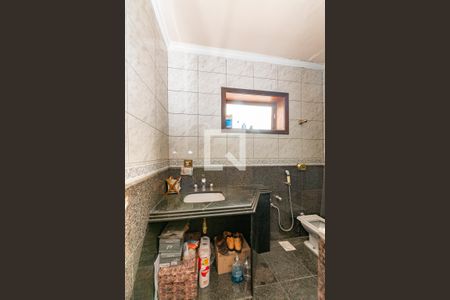 Casa à venda com 170m², 5 quartos e 4 vagas Casa à venda com 170m², 5 quartos e 4 vagasBanheiro da Suíte