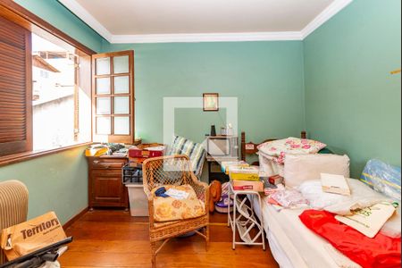 Casa à venda com 170m², 5 quartos e 4 vagas Casa à venda com 170m², 5 quartos e 4 vagasQuarto 5