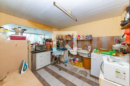 Casa à venda com 170m², 5 quartos e 4 vagas Casa à venda com 170m², 5 quartos e 4 vagasÁrea de Serviço