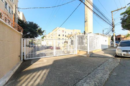 Apartamento para alugar com 46m², 2 quartos e sem vaga Apartamento para alugar com 46m², 2 quartos e sem vagaFachada