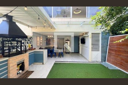 Casa à venda com 249m², 3 quartos e 2 vagas