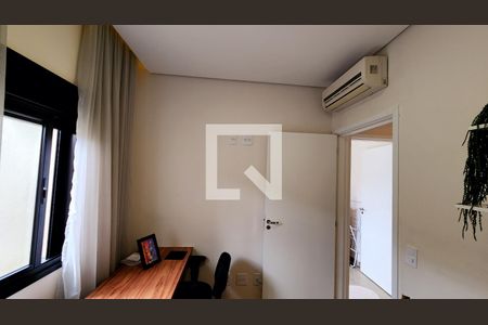 Casa à venda com 220m², 4 quartos e sem vaga Casa à venda com 220m², 4 quartos e sem vagaEscritório