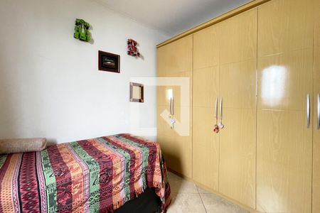 Casa à venda com 200m², 2 quartos e 2 vagas Casa à venda com 200m², 2 quartos e 2 vagasQuarto 2