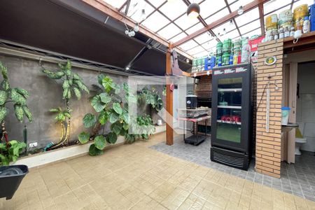 Casa à venda com 200m², 2 quartos e 2 vagas Casa à venda com 200m², 2 quartos e 2 vagasÁrea  - Churrasqueira