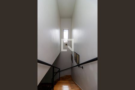 Casa à venda com 190m², 3 quartos e 2 vagas Casa à venda com 190m², 3 quartos e 2 vagasCorredor