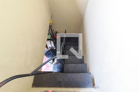 Casa à venda com 190m², 3 quartos e 2 vagas Casa à venda com 190m², 3 quartos e 2 vagasEdícula - Banheiro