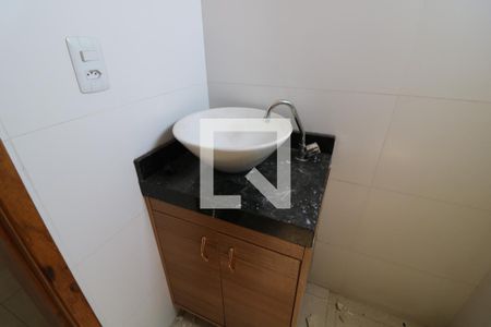 Apartamento para alugar com 38m², 2 quartos e sem vagaBanheiro