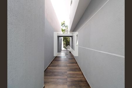 Casa à venda com 198m², 3 quartos e 4 vagasCorredor Lateral