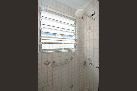 Casa à venda com 177m², 3 quartos e 6 vagas Casa à venda com 177m², 3 quartos e 6 vagasBanheiro da Suíte