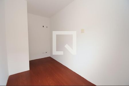 Casa à venda com 177m², 3 quartos e 6 vagas Casa à venda com 177m², 3 quartos e 6 vagasQuarto de Serviço