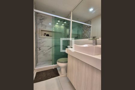 Apartamento à venda com 83m², 2 quartos e 1 vaga Apartamento à venda com 83m², 2 quartos e 1 vagaBanheiro