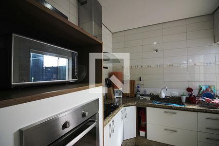 Casa à venda com 236m², 3 quartos e 2 vagasCozinha