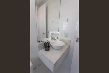 Apartamento à venda com 56m², 2 quartos e 1 vagaBanheiro da suíte 