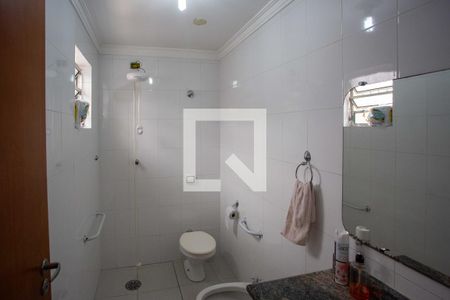 Casa para alugar com 580m², 5 quartos e 6 vagasBanheiro da Suíte 2