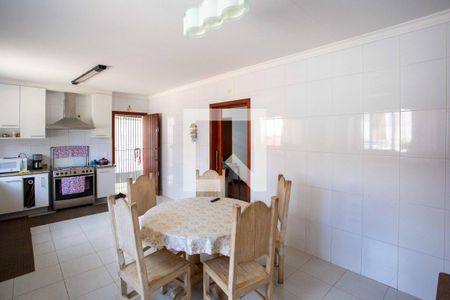 Casa para alugar com 580m², 5 quartos e 6 vagasCozinha