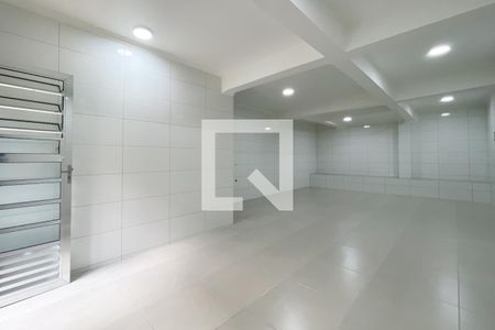 Casa à venda com 255m², 5 quartos e 2 vagas Casa à venda com 255m², 5 quartos e 2 vagasSalão de festas