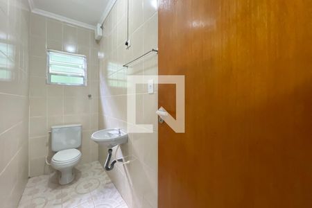 Casa à venda com 255m², 5 quartos e 2 vagas Casa à venda com 255m², 5 quartos e 2 vagasLavabo