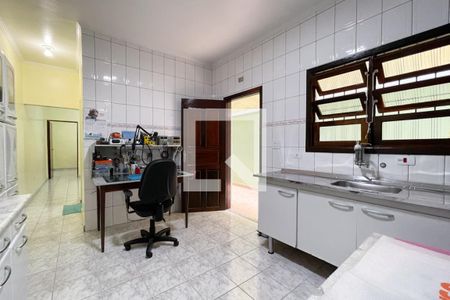 Casa à venda com 255m², 5 quartos e 2 vagas Casa à venda com 255m², 5 quartos e 2 vagasCozinha - Casa 2