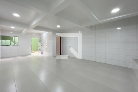 Casa à venda com 255m², 5 quartos e 2 vagas Casa à venda com 255m², 5 quartos e 2 vagasSalão de festas