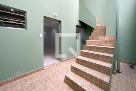 Casa à venda com 255m², 5 quartos e 2 vagas Casa à venda com 255m², 5 quartos e 2 vagasQuintal - Salão de festas