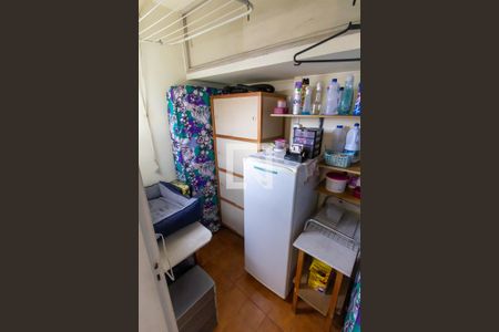 Apartamento à venda com 95m², 2 quartos e sem vaga Apartamento à venda com 95m², 2 quartos e sem vagaQuarto de Serviço