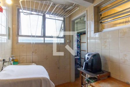 Apartamento à venda com 95m², 2 quartos e sem vaga Apartamento à venda com 95m², 2 quartos e sem vagaÁrea de Serviço