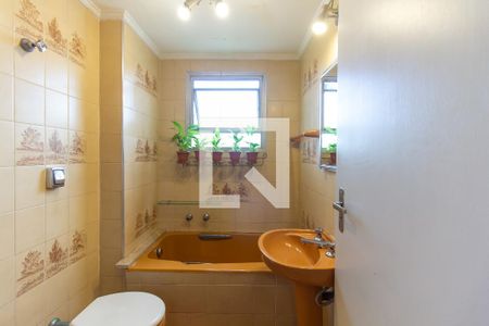 Apartamento à venda com 95m², 2 quartos e sem vaga Apartamento à venda com 95m², 2 quartos e sem vagaBanheiro da Suíte