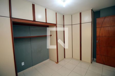 Quarto 1 de apartamento para alugar com 2 quartos, 51m² em Olaria, Rio de Janeiro