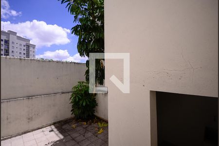 Casa à venda com 120m², 2 quartos e 1 vaga Casa à venda com 120m², 2 quartos e 1 vagaQuintal
