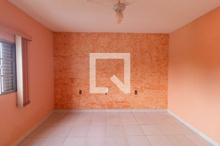 Casa à venda com 150m², 3 quartos e 2 vagas Casa à venda com 150m², 3 quartos e 2 vagasQuarto da Casa 02