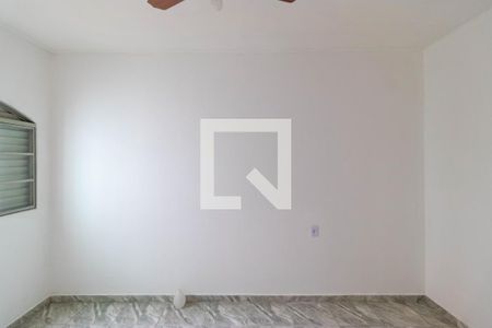 Casa à venda com 150m², 3 quartos e 2 vagas Casa à venda com 150m², 3 quartos e 2 vagasQuarto 02 da Casa 01