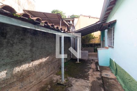 Casa à venda com 150m², 3 quartos e 2 vagas Casa à venda com 150m², 3 quartos e 2 vagasQuintal da Casa 01