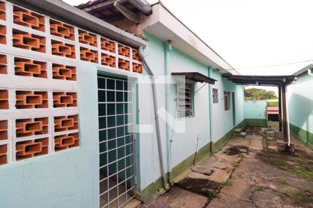 Casa à venda com 150m², 3 quartos e 2 vagas Casa à venda com 150m², 3 quartos e 2 vagasQuintal da Casa 02