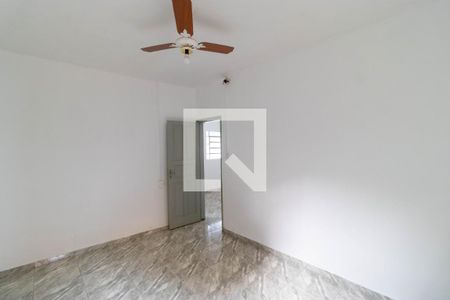 Casa à venda com 150m², 3 quartos e 2 vagas Casa à venda com 150m², 3 quartos e 2 vagasQuarto 02 da Casa 01