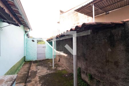 Casa à venda com 150m², 3 quartos e 2 vagas Casa à venda com 150m², 3 quartos e 2 vagasQuintal da Casa 01