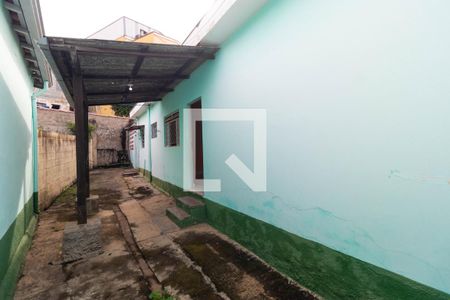 Casa à venda com 150m², 3 quartos e 2 vagas Casa à venda com 150m², 3 quartos e 2 vagasQuintal da Casa 02
