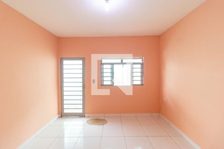 Casa à venda com 150m², 3 quartos e 2 vagas Casa à venda com 150m², 3 quartos e 2 vagasSala da Casa 02