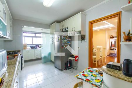 Apartamento à venda com 105m², 3 quartos e 3 vagas Apartamento à venda com 105m², 3 quartos e 3 vagasCozinha