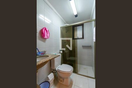 Apartamento à venda com 105m², 3 quartos e 3 vagas Apartamento à venda com 105m², 3 quartos e 3 vagasBanheiro Social