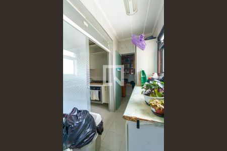 Apartamento à venda com 105m², 3 quartos e 3 vagas Apartamento à venda com 105m², 3 quartos e 3 vagasÁrea de Serviço