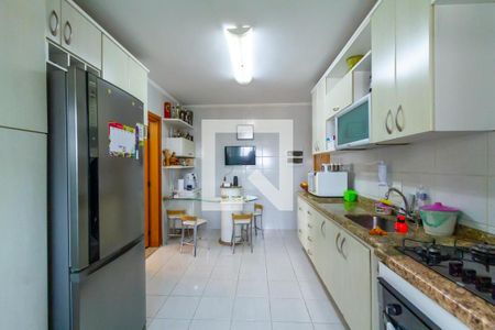Apartamento à venda com 105m², 3 quartos e 3 vagas Apartamento à venda com 105m², 3 quartos e 3 vagasCozinha