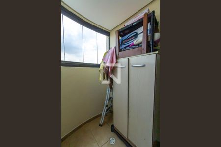 Apartamento à venda com 105m², 3 quartos e 3 vagas Apartamento à venda com 105m², 3 quartos e 3 vagasVaranda da Suíte 2