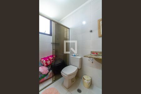 Apartamento à venda com 105m², 3 quartos e 3 vagas Apartamento à venda com 105m², 3 quartos e 3 vagasBanheiro da Suíte 1