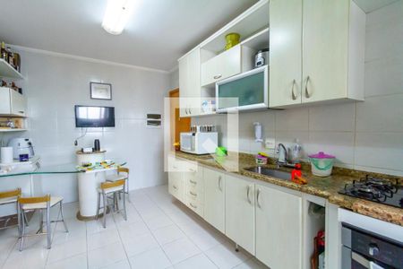 Apartamento à venda com 105m², 3 quartos e 3 vagas Apartamento à venda com 105m², 3 quartos e 3 vagasCozinha