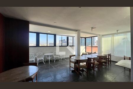 Apartamento para alugar com 55m², 1 quarto e 1 vaga Apartamento para alugar com 55m², 1 quarto e 1 vagaÁrea comum - Salão de Festas