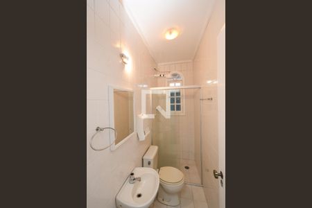 Casa à venda com 430m², 4 quartos e 4 vagas Casa à venda com 430m², 4 quartos e 4 vagasBanheiro do Salão de Festas